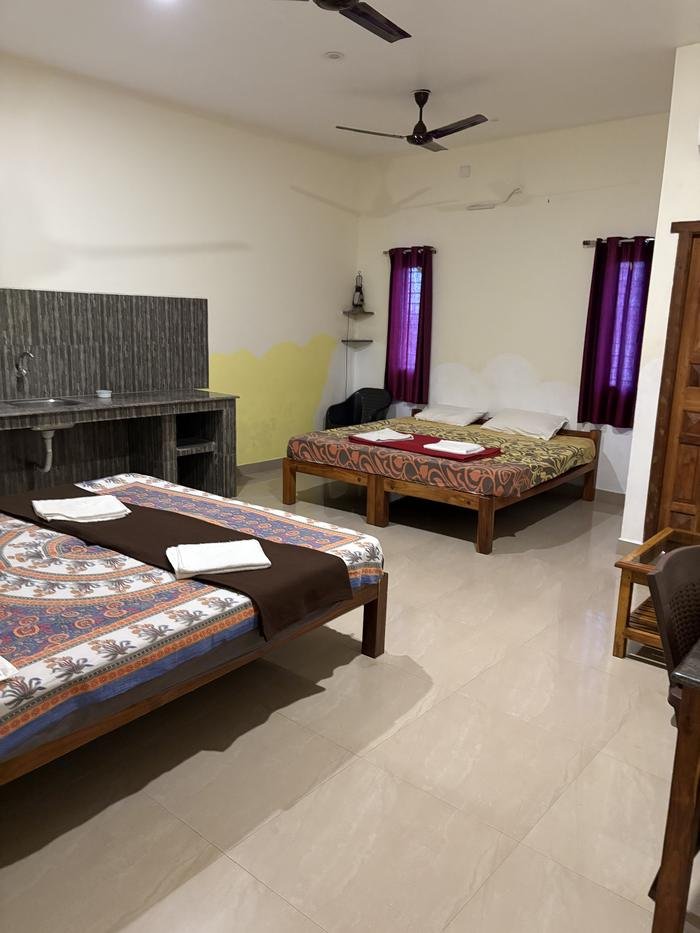4-Guest Room at Art Le Stay